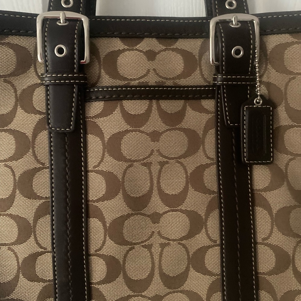Coach Tote Canvas/Leather - Picture 8 of 10